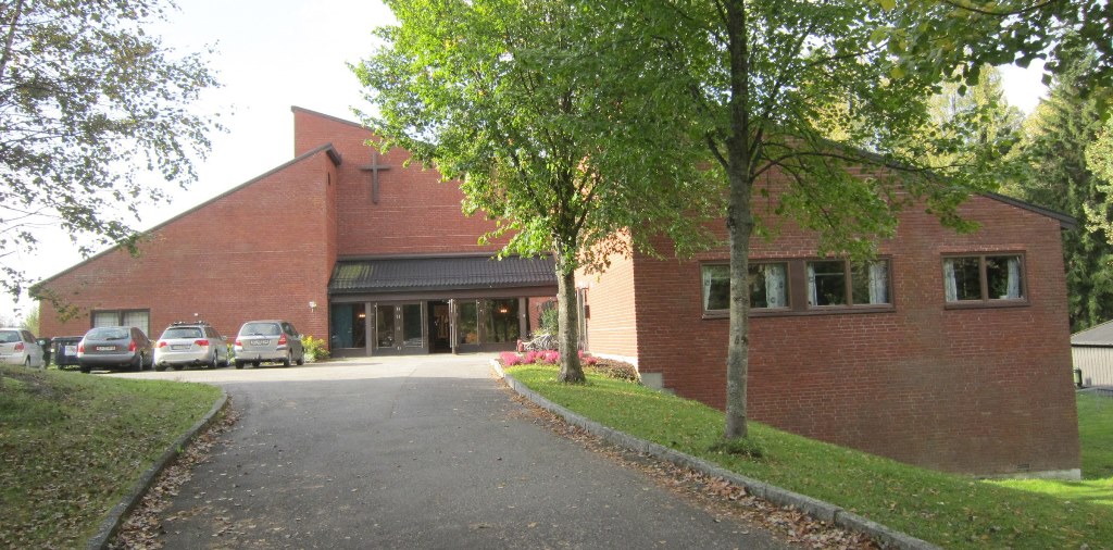 Langhus kirke. Foto.